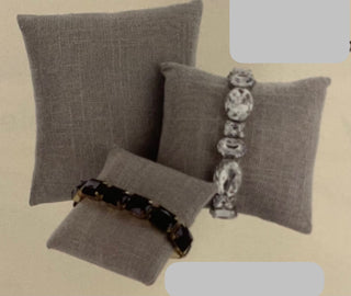 Display Pillow Large 3" Black Velvet